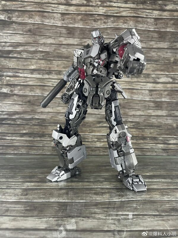Image Of SS 109 Concept Art Megatron In Hand For Transformers Studio Series Leader Class Bumblebee Movie  (7 of 16)